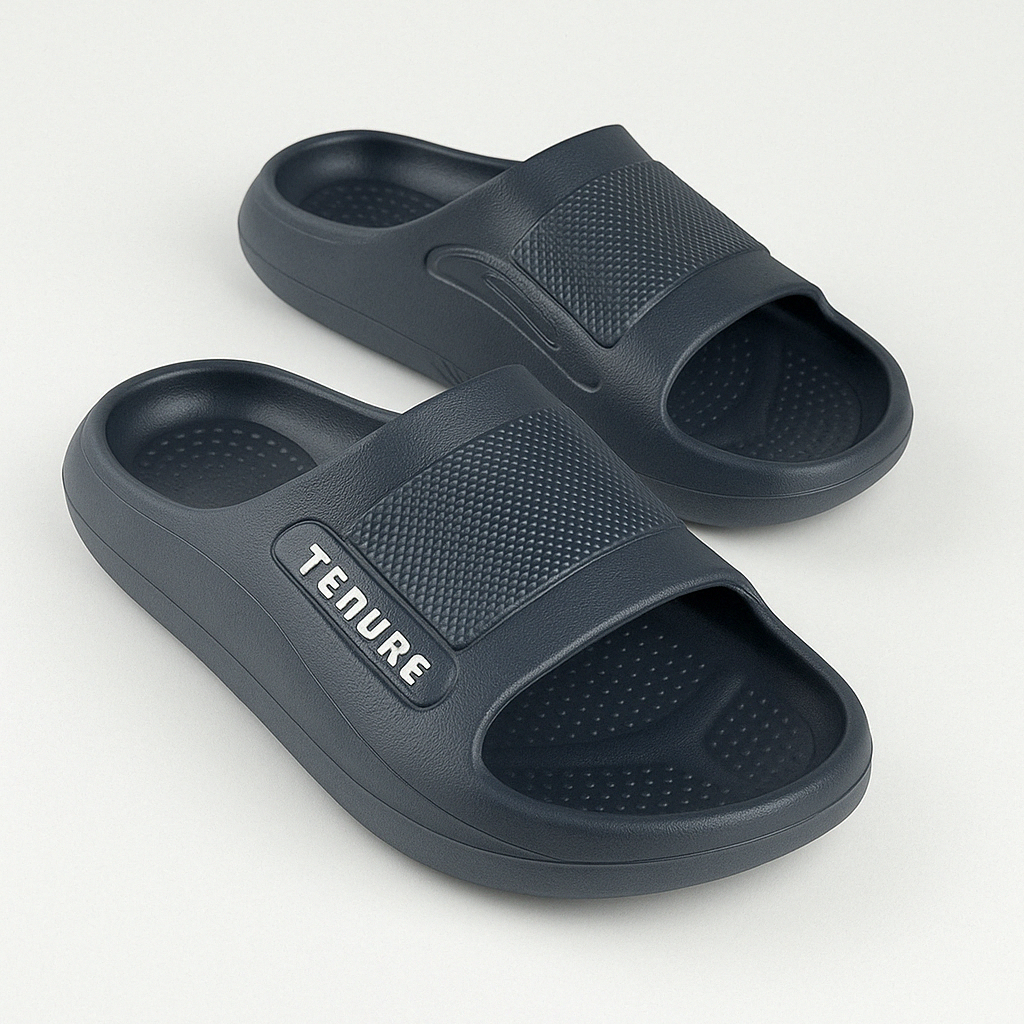 SoftGrip slippers for indoor wear with anti-slip sole
