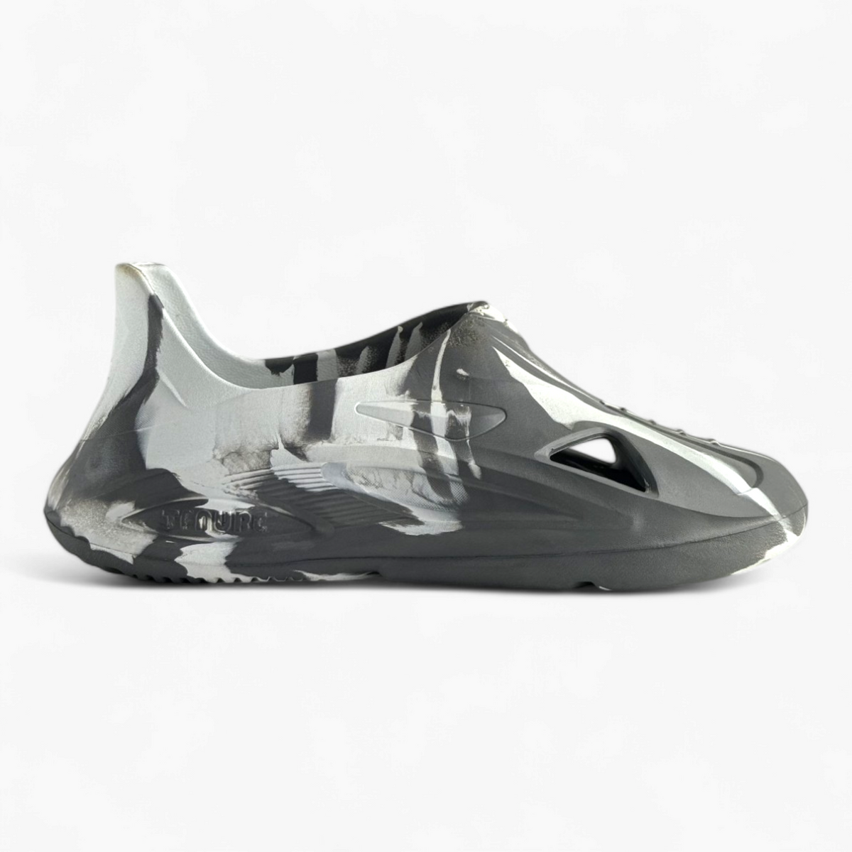 Easy slip-on clogs designed for daily comfort