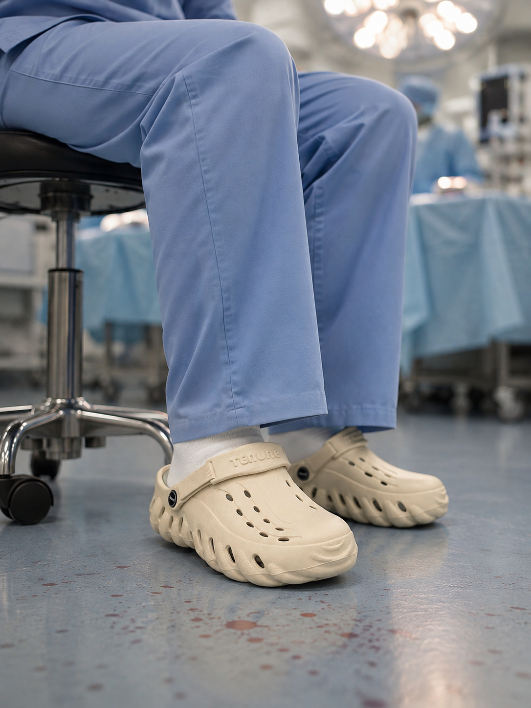 Tenure Extra Comfort Clogs 824