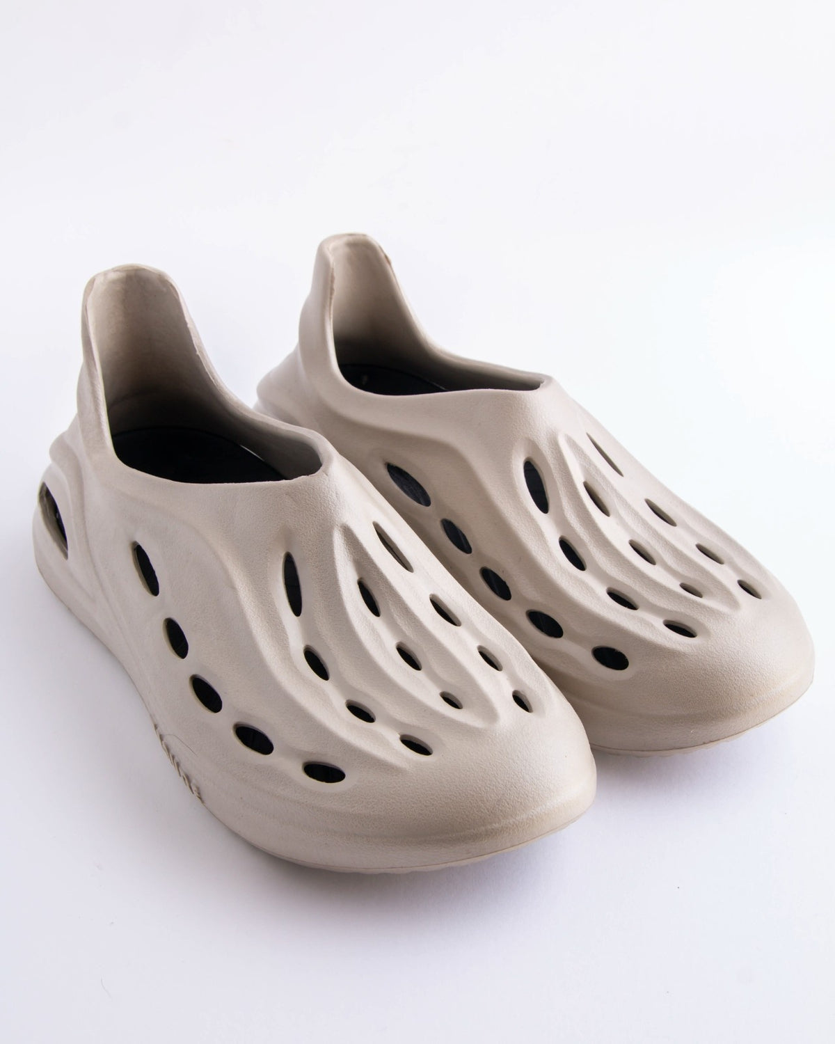 Slip On Pathfinders - 809