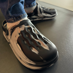 Comfortable men’s slides ideal for home, errands, or casual outings