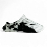 Durable and lightweight clogs for all-day comfort