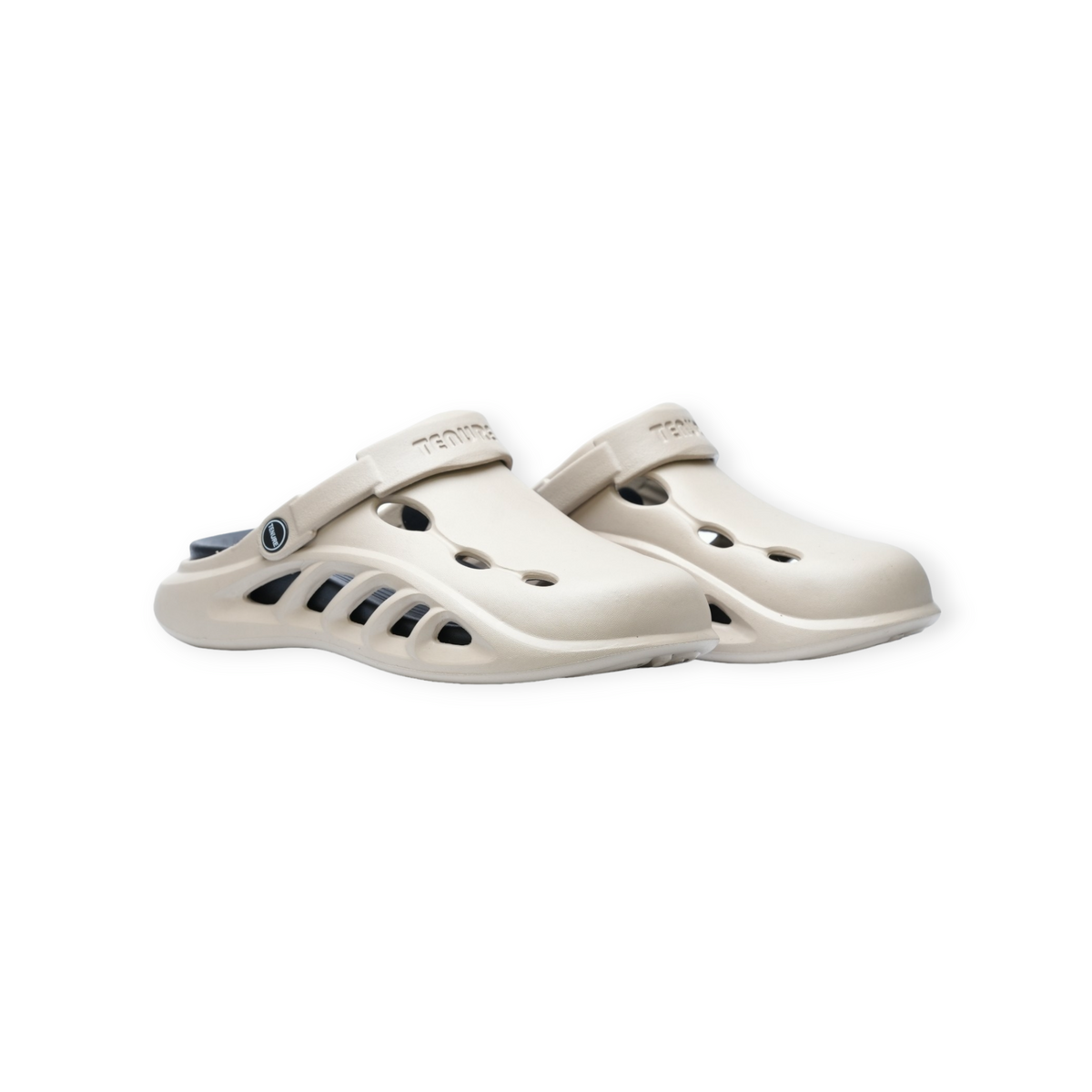 Lightweight summer clogs with stylish comfort