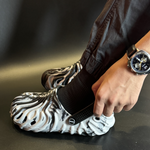 Comfortable slip-on clogs worn on feet – Wave Rider 812